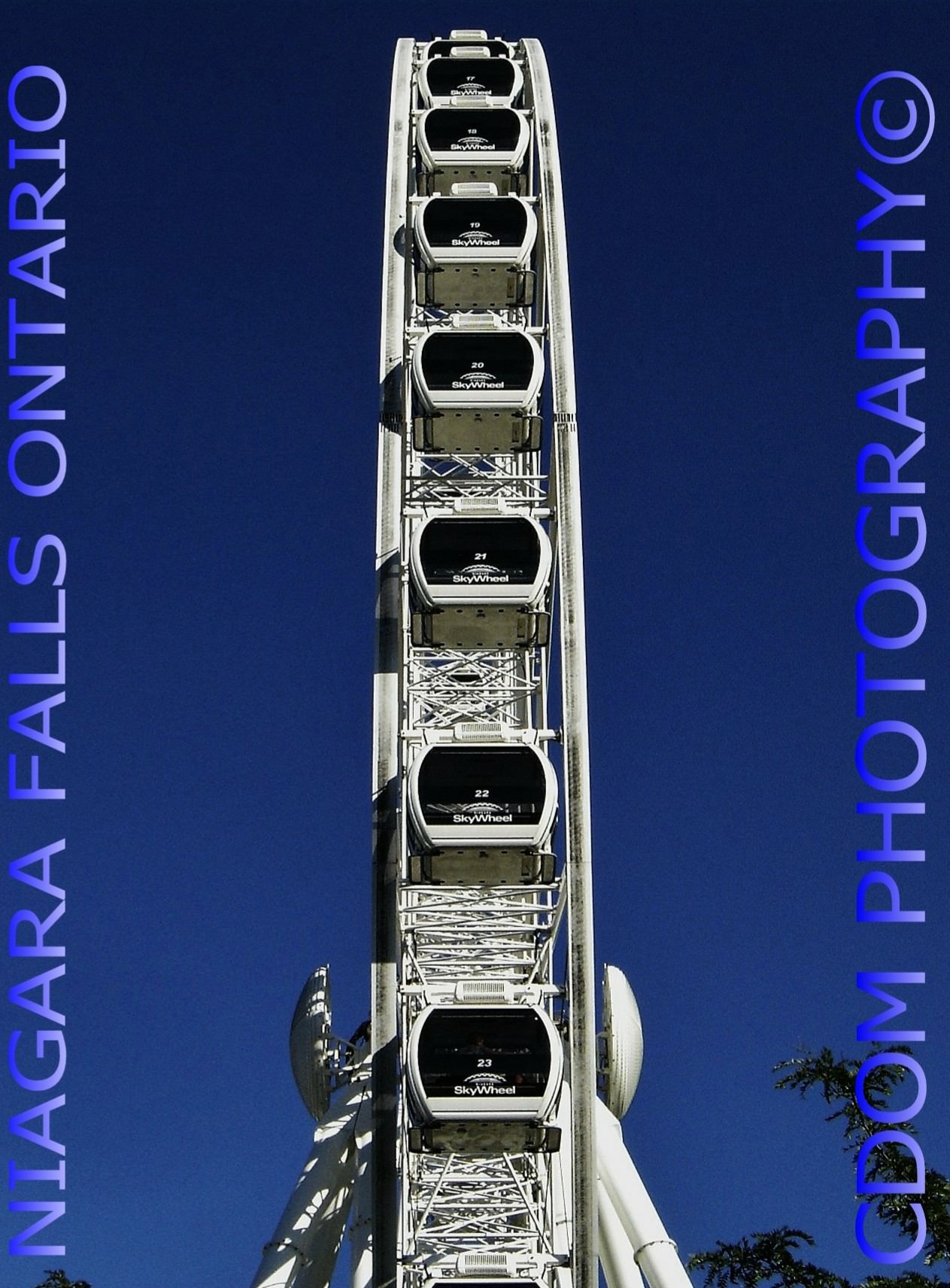 ferris wheel Niagara Falls — CDOM Photography